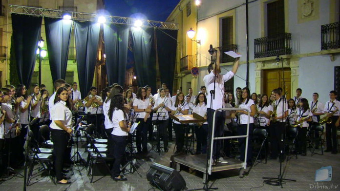 Les jornades "Carrascal 2014" de la Banda Jove de Castalla clouen amb un magnífic concert de música festera