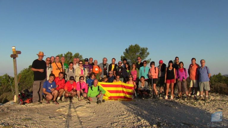 Enric Valor celebra el seu 103 aniversari a l'Alt del Guisop de Castalla