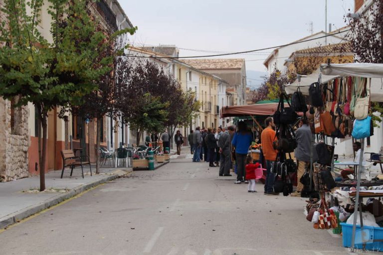 La Vall d'Ebo celebra l'anual FestaFira del Perelló amb rutes, música i tallers