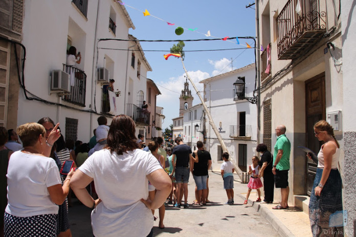 Millena planta el tradicional xop com a colofó de les Festes Majors