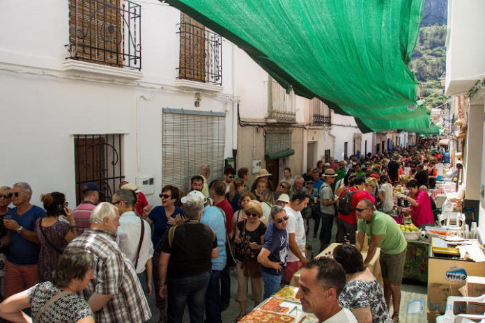 La Festa de la Cirera de la Vall de Gallinera clou la seua XVI edició amb molt d'èxit