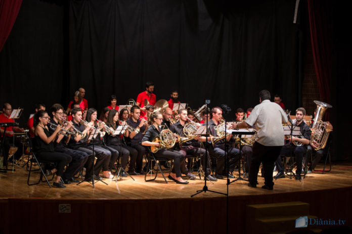 El concert d'estiu de la colla El Sogall enceta la celebració del seu 25è aniversari