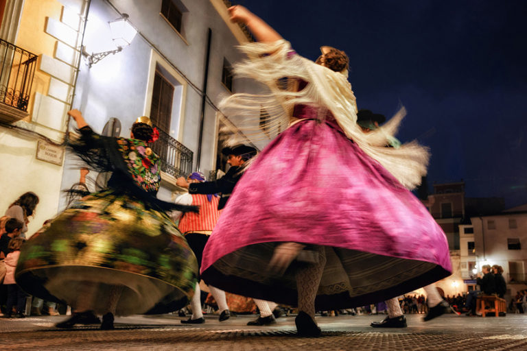 Reyes Cerdà guanya el 1r premi del concurs de fotografia 'La Dansa de Castalla'