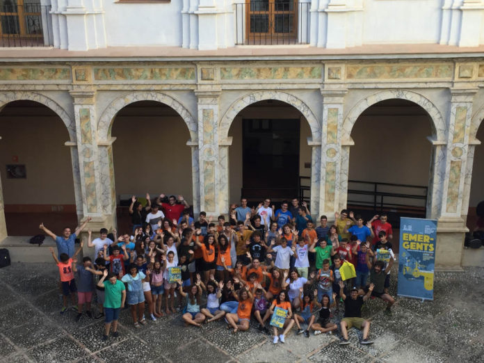 L’Escola Emergents clou la segona edició a Xàtiva amb un gran concert final a la plaça del Mercat