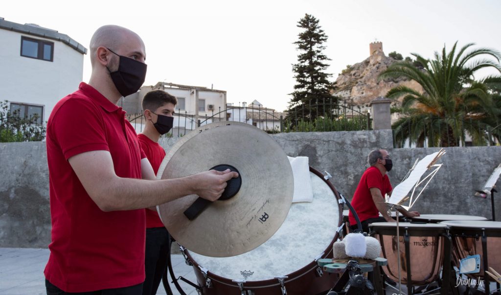 El Sogall reivindica la cultura amb un concert de música festera al carrer