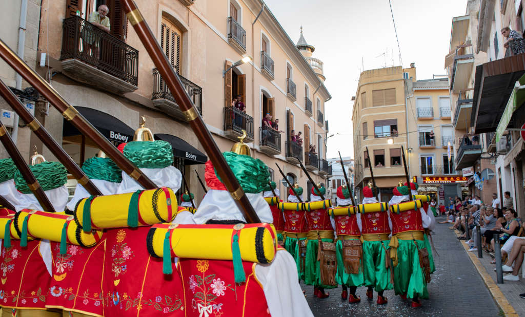 Pego celebra unes festes de Moros i Cristians simbòliques